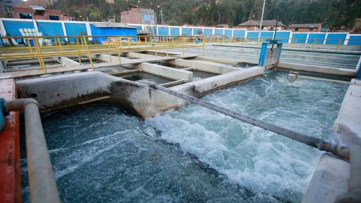38 de 50 empresas de agua pierden el 30% del recurso que producen