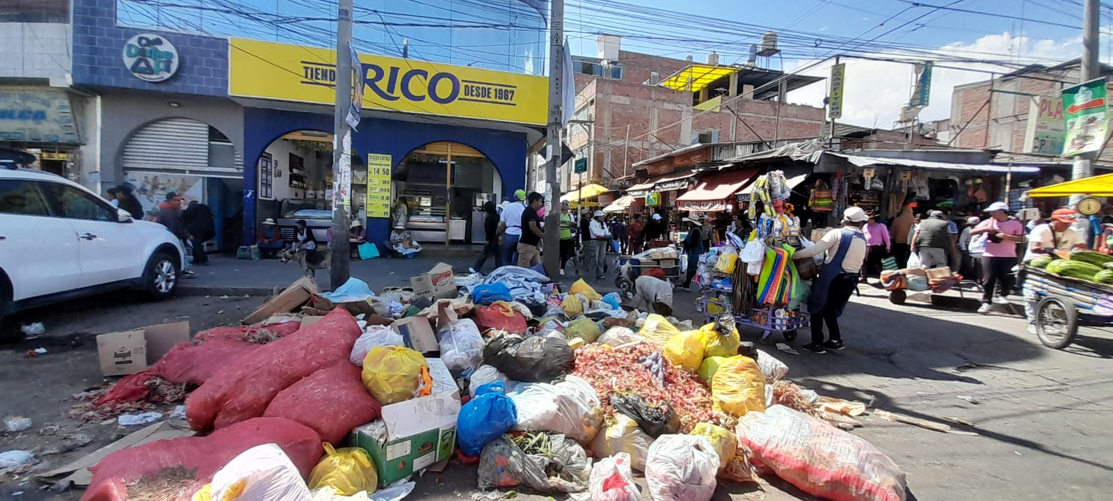 Vecinos demandan seguridad, orden, limpieza y transparencia