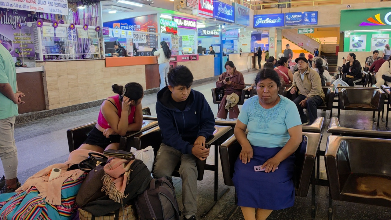 Asaltan bus con 34 pasajeros que viajaban a Arequipa
