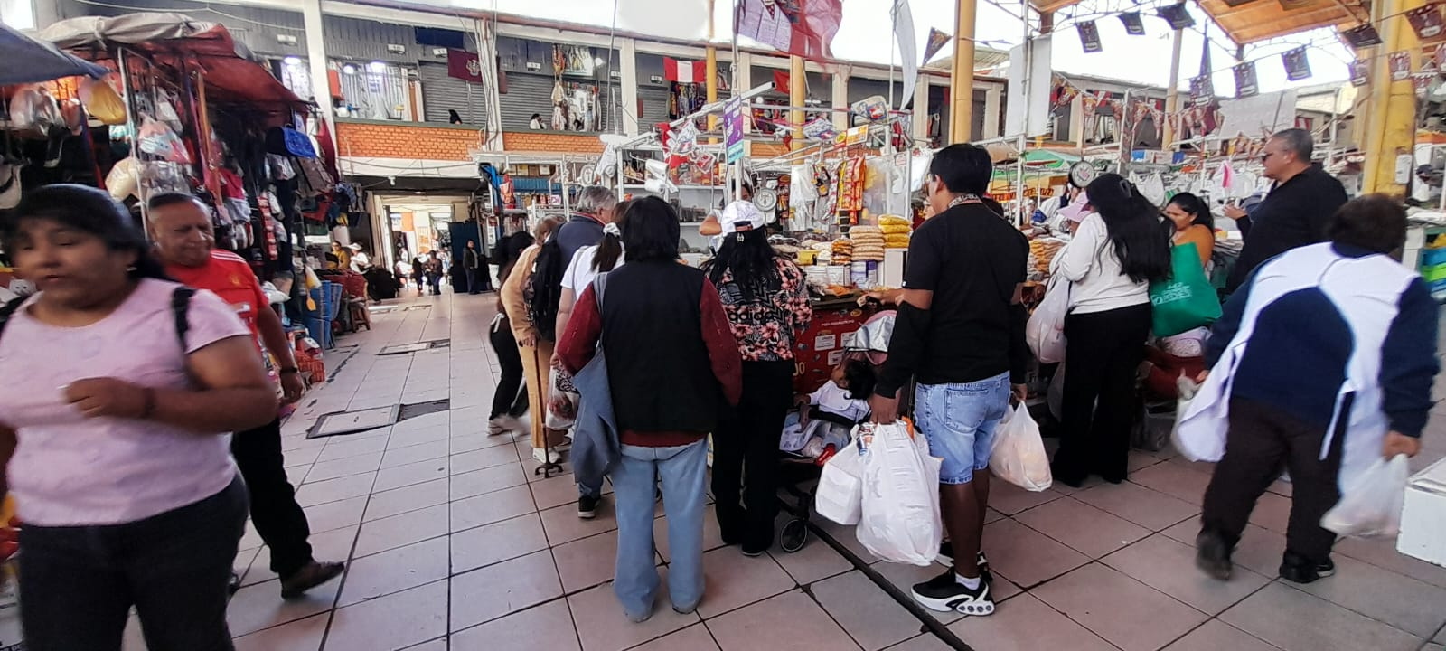 Combustible y transporte causa alza de precios en Arequipa