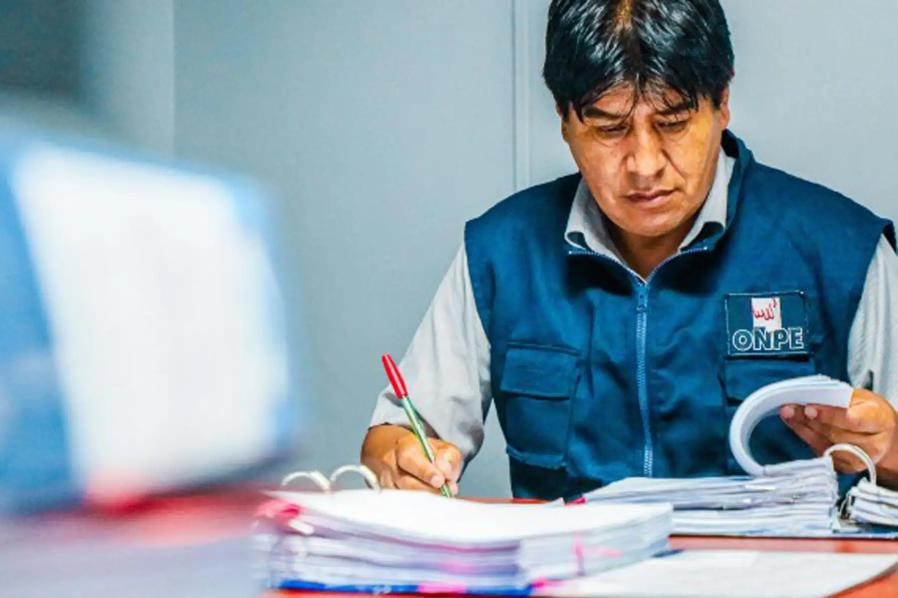 Más del 40 % de candidatos aún no rinde cuentas sobre sus campañas