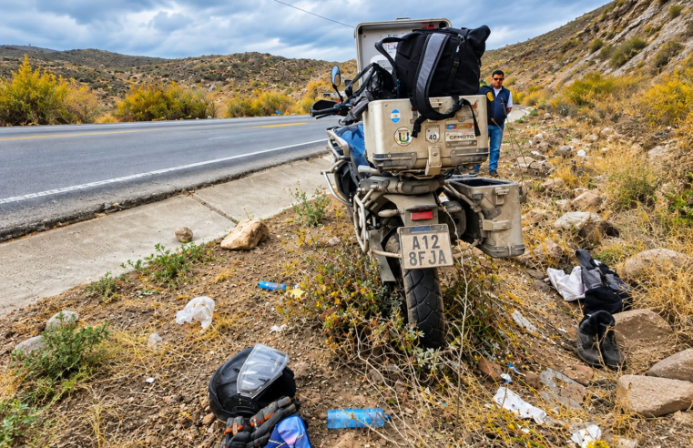 Motociclista argentino muere tras despiste en la vía Arequipa-Puno.