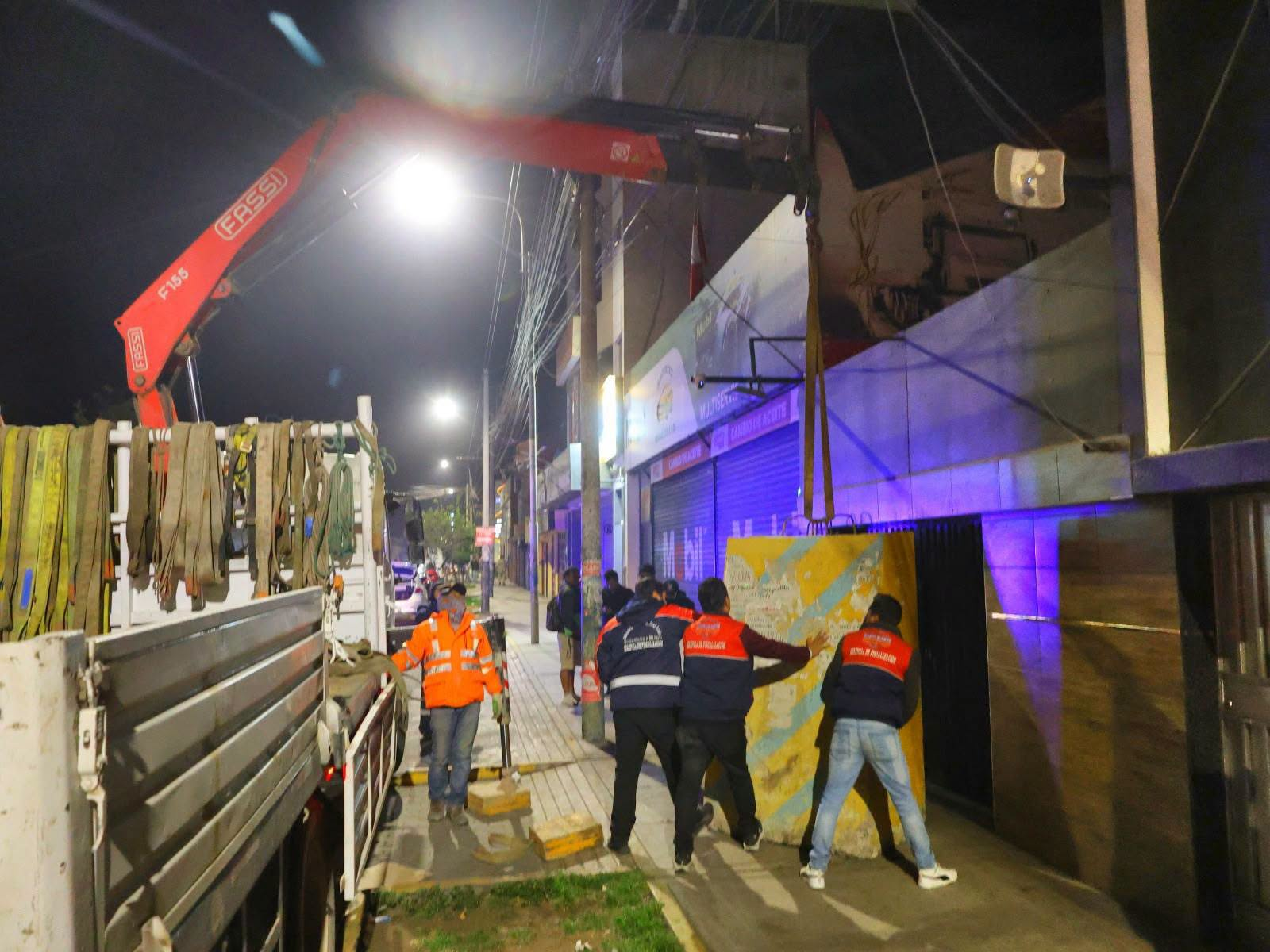 Clausuran pub “Machay” por operar con certificado de seguridad vencido