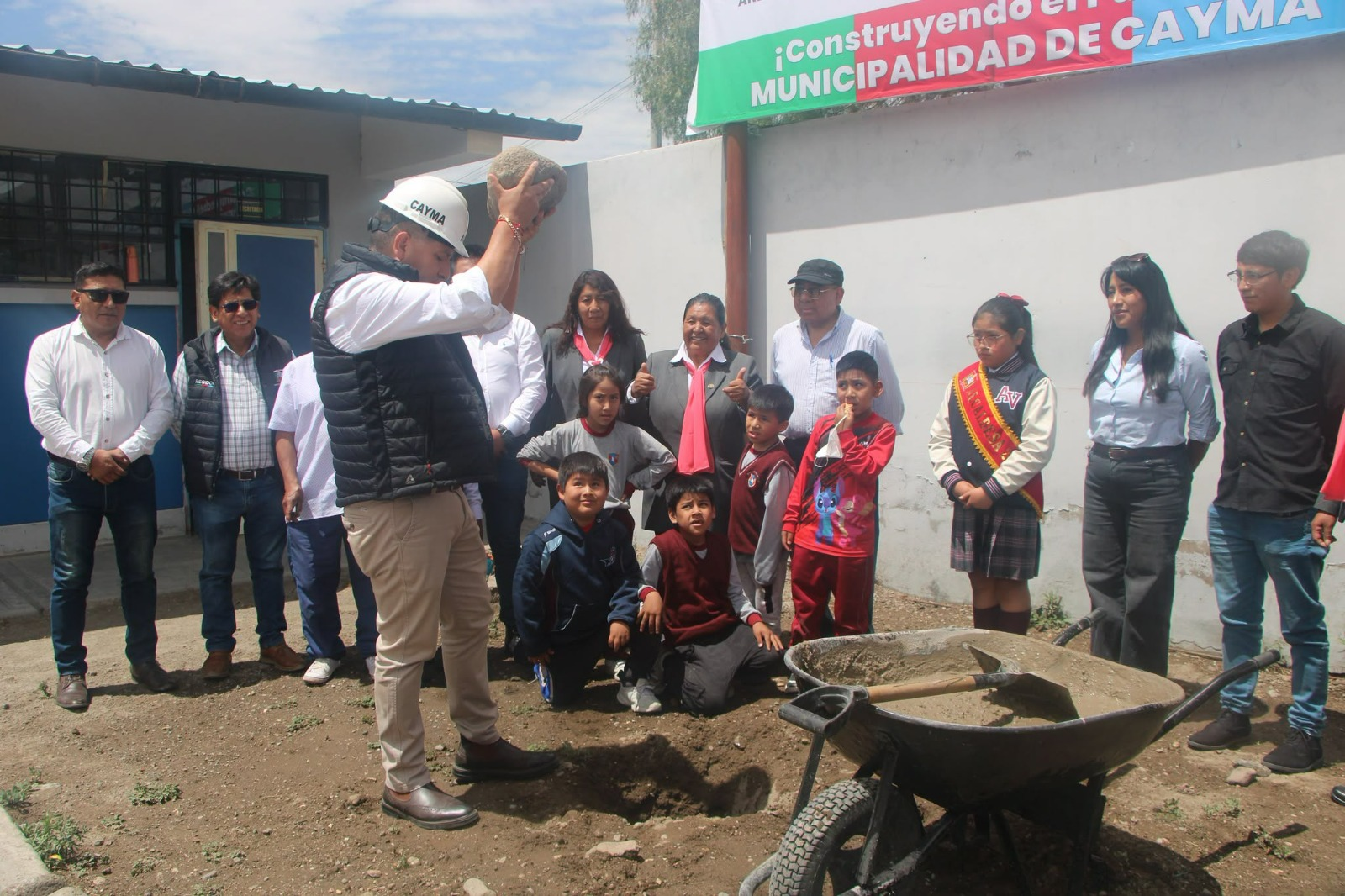 Cayma inicia obra de mejoramiento del colegio Manuel Gallegos Sanz