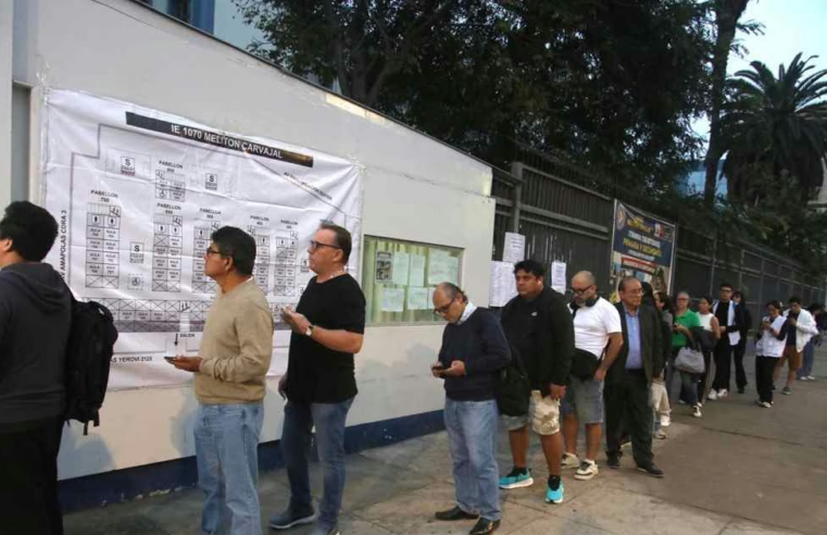 ONPE publica relación definitiva de candidatos para elecciones