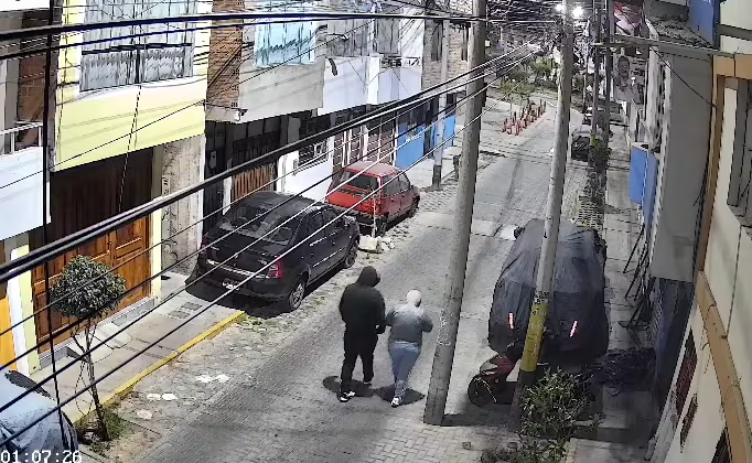 Destinan explosivo contra vivienda en Miraflores