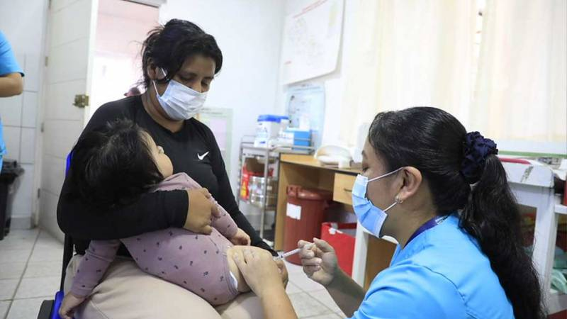 Niños concentran cerca de la mitad de casos de sarampión