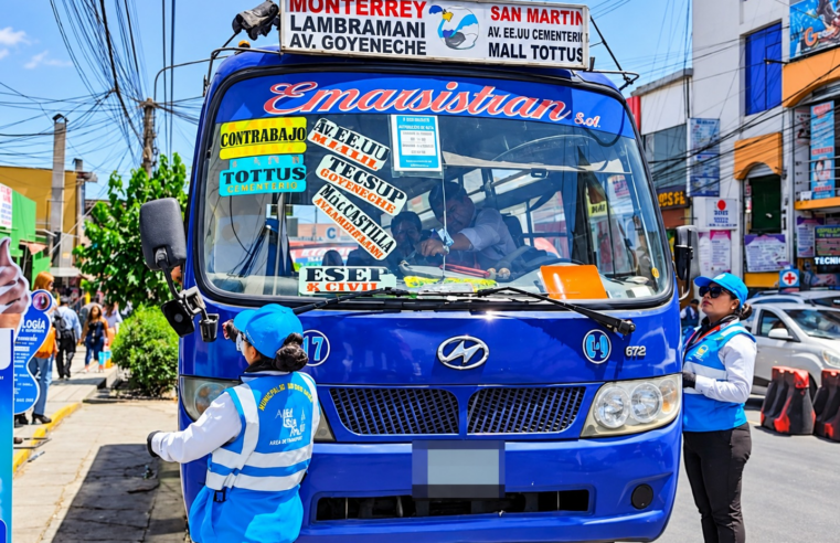 Retiran 41 megáfonos de buses en operativo por ruido