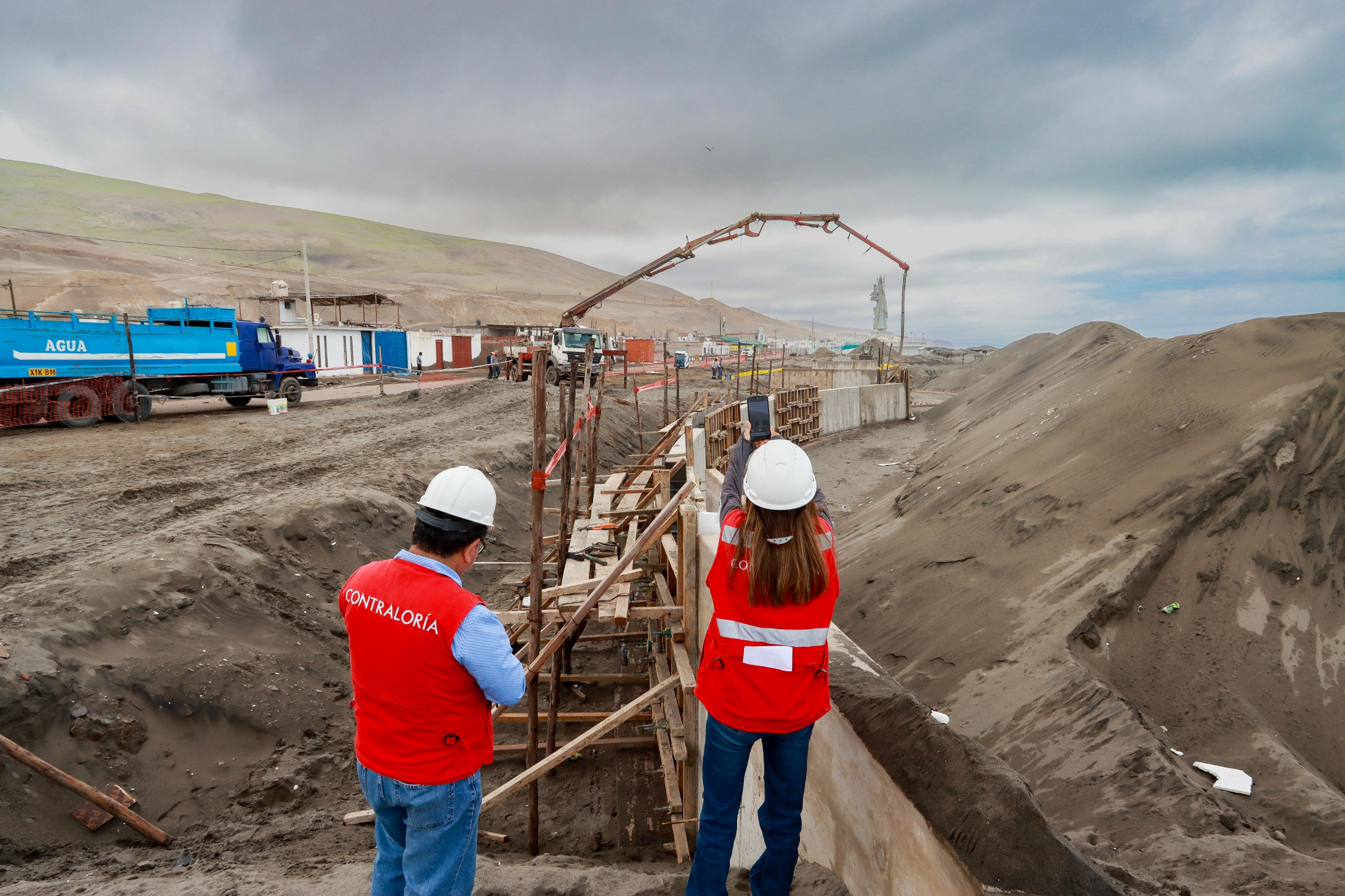 Retrasos, deficiencias y riesgos en obras y servicios públicos de Arequipa