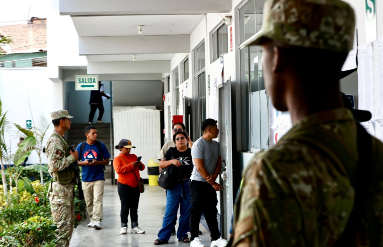 ONPE refuerza coordinación con FF.AA. y PNP para garantizar seguridad electoral