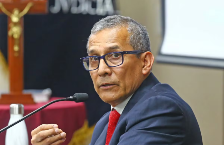Fiscalía evalúa pasar a investigación preparatoria a tres jueces por caso Humala