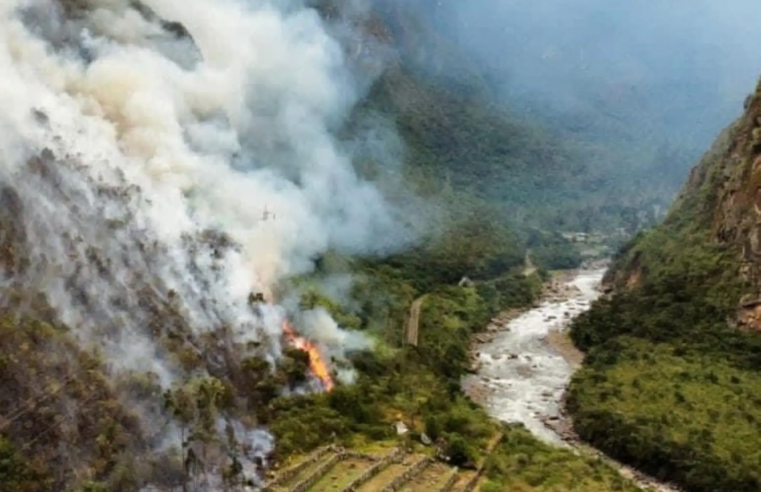 Controlan incendio forestal tras 5 días de intensa lucha en Machu Picchu