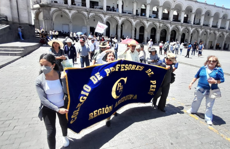 Deuda social docente supera los S/302 millones y alcanza a más de 15 mil maestros