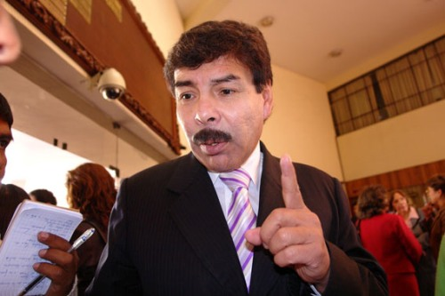 JNE desestima últimas tachas contra Alfredo Zegarra y continúa en carrera electoral