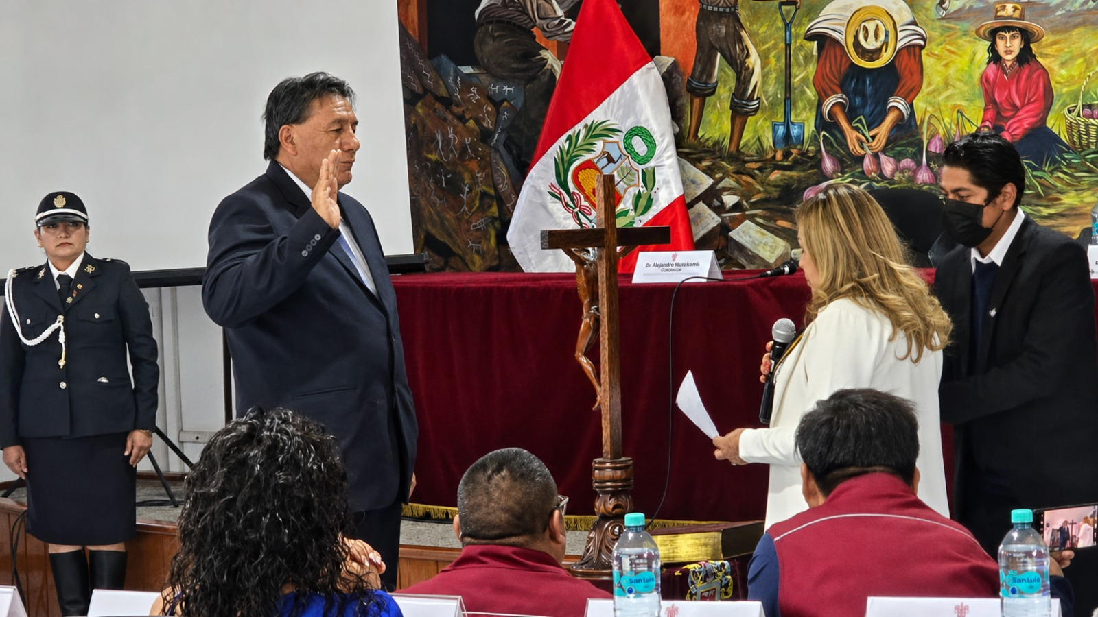 Arequipa cambia de alcalde otra vez mientras se acumulan obras pendientes