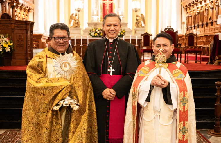 Fe y tradición se unen en Arequipa durante veneración de reliquias de San Francisco de Asís y San Francisco Solano