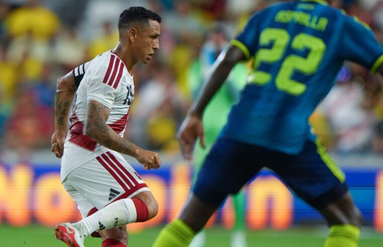 Perú cerró gira con tres derrotas y un empate