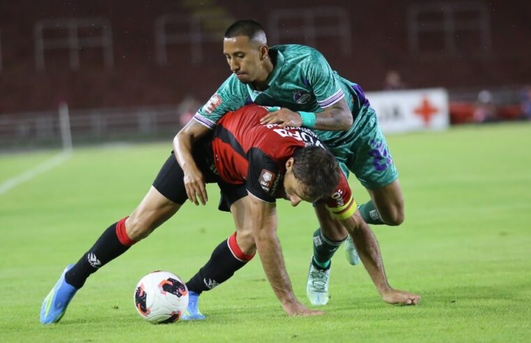 El FBC Melgar debe esperar resultados y ganar todo