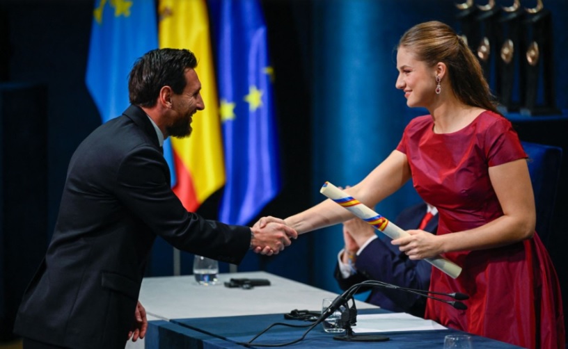 12-3: Messi recibe distinción en Premios Princesa de Asturias