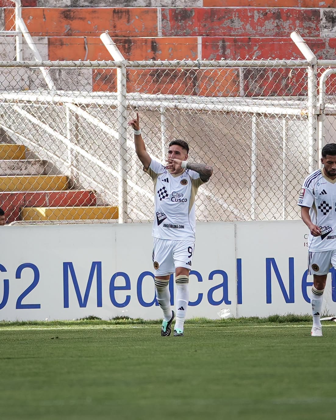 Cusco FC sacó de la punta a Sporting Cristal