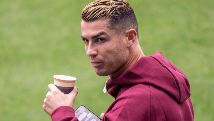Ronaldo dejó su selección porque calentó y no jugó