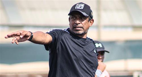 José Soto nuevo DT de Deportivo Moquegua para salvar la baja