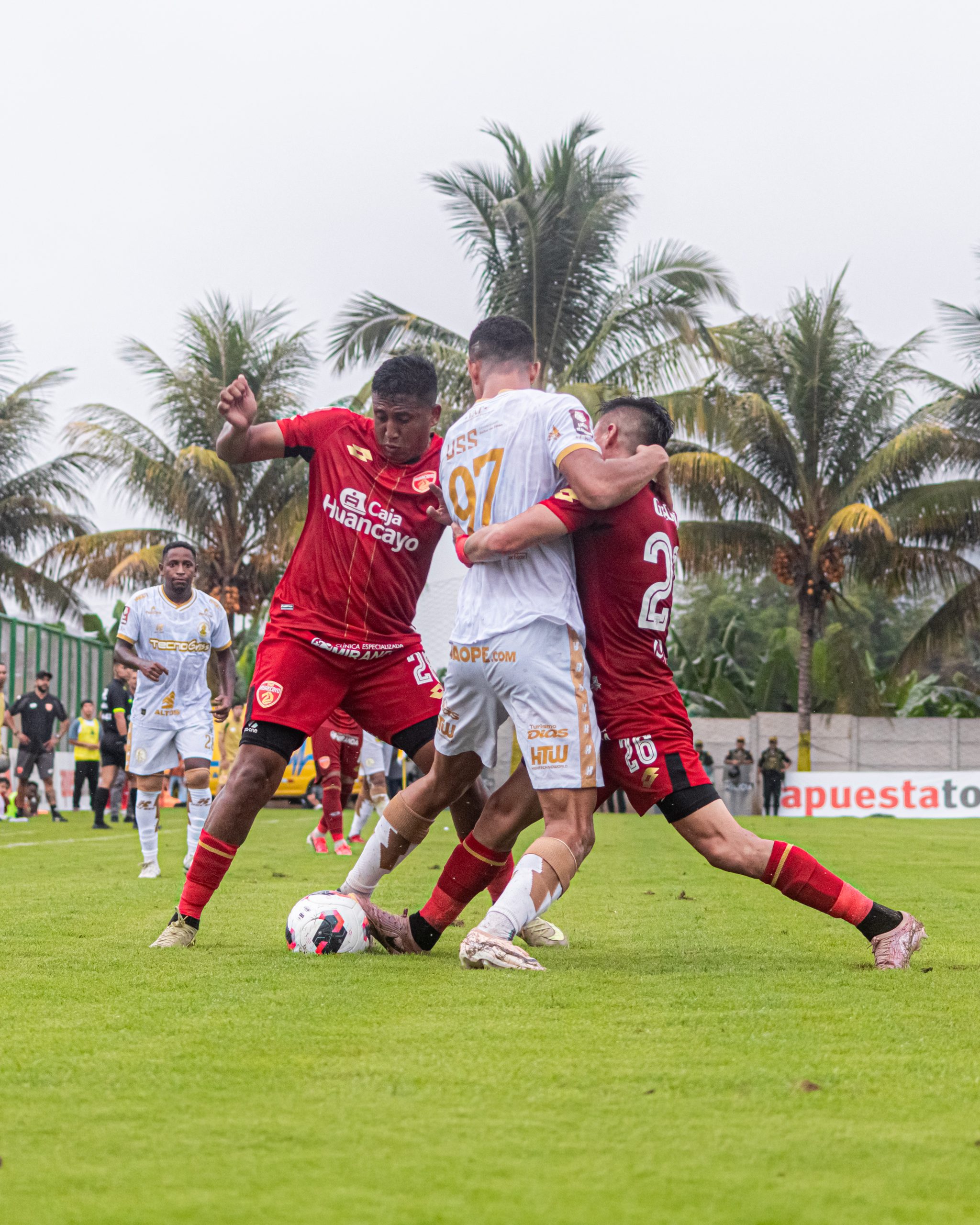 12-1: Cayó el líder Sport Huancayo y arde el Clausura