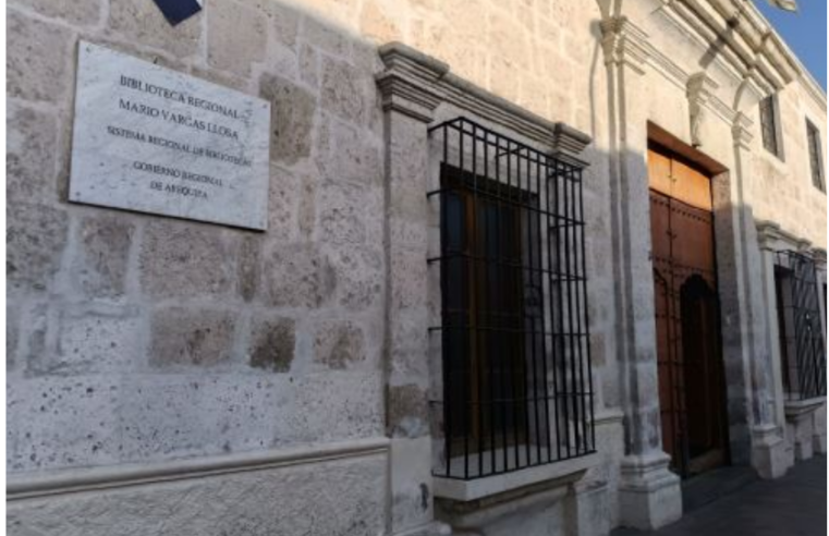 Presentan en Arequipa libro con fotografías y documentos inéditos de Vargas Llosa