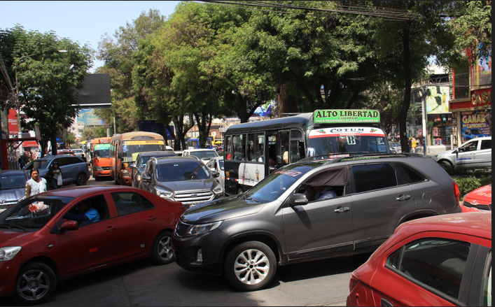 Atrapado en la avenida Ejército