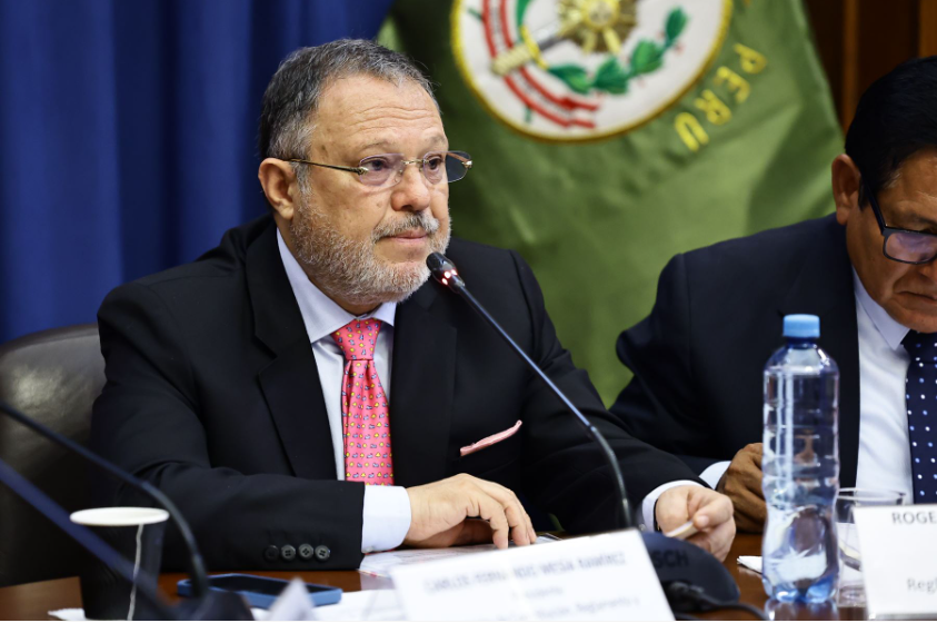Comisión de Constitución aprobará dictamen sobre facultades delegadas este jueves
