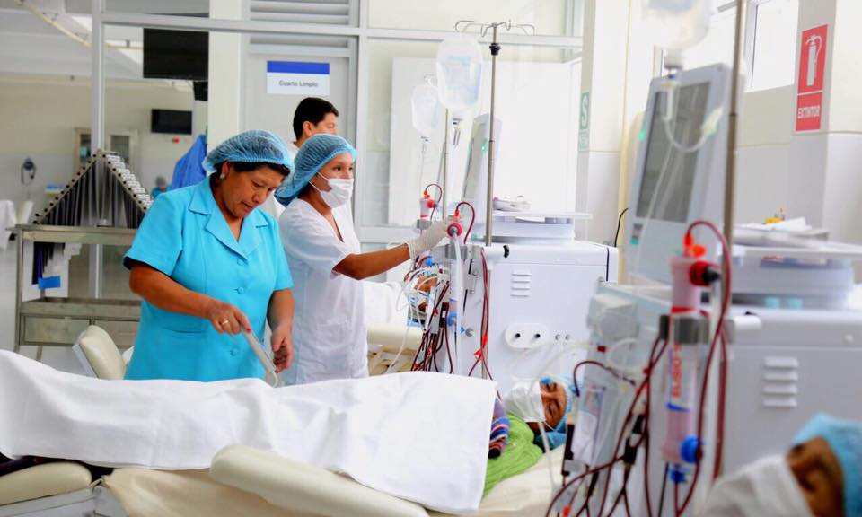 Pacientes renales de Camaná deben viajar a Arequipa hasta 3 veces por semana