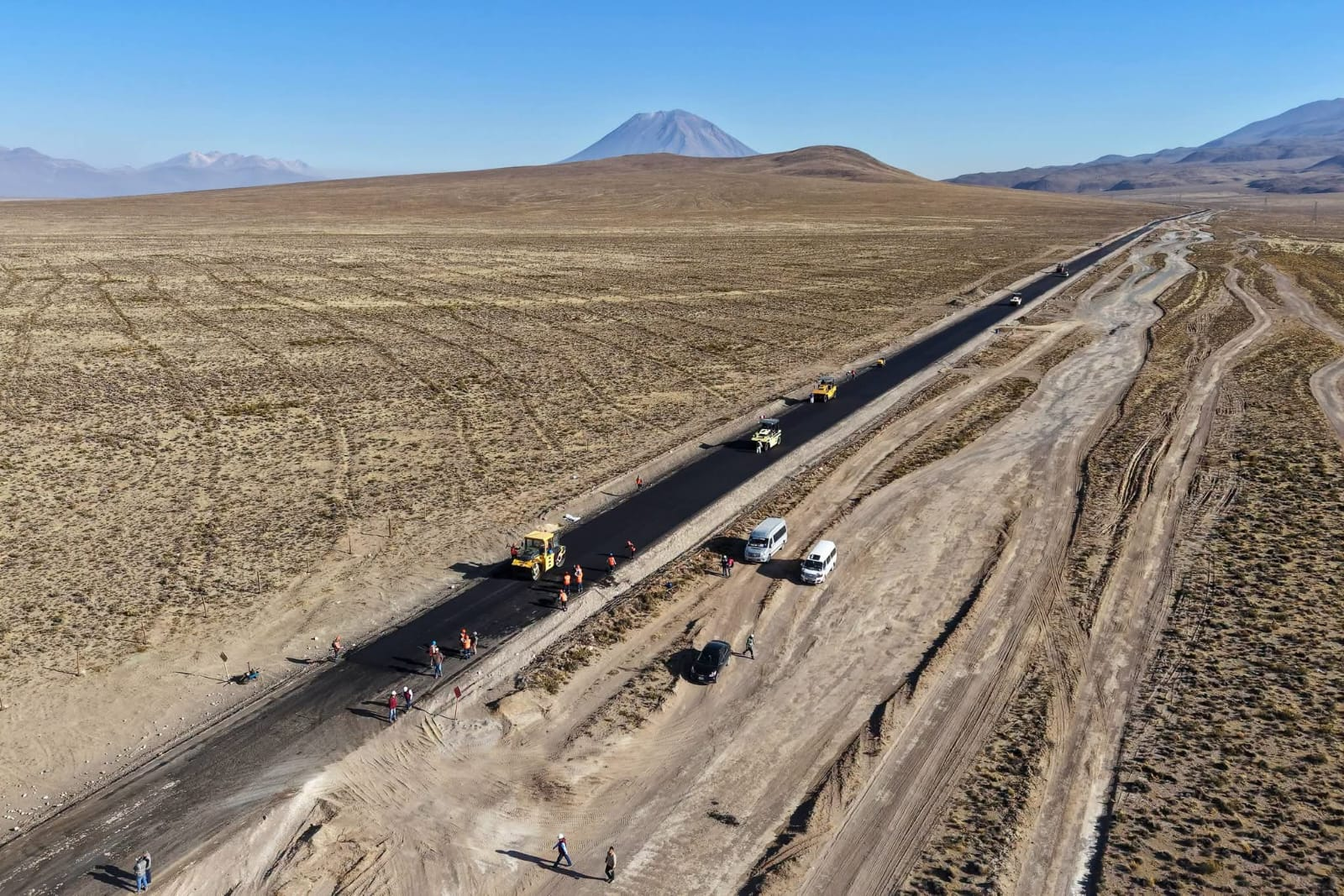 GRA contrata supervisión externa cuando vía en Cayma supera el 80 % de avance