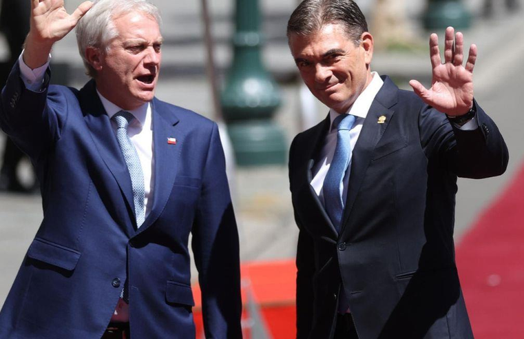 CHILE: KAST RELACIONES