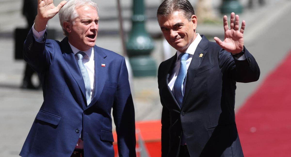 CHILE: KAST RELACIONES