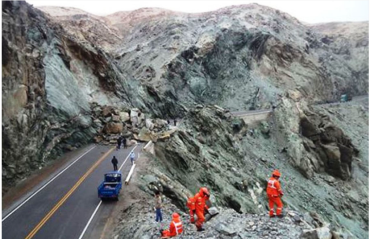 Panamericana Sur: al menos ocho derrumbes en dos meses afectan a Arequipa