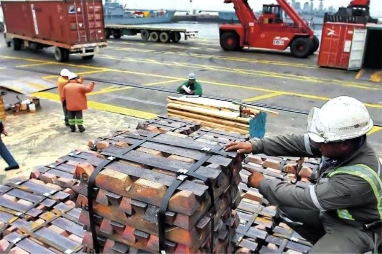 Exportaciones mineras del Perú crecieron 55% entre enero y agosto de 2026