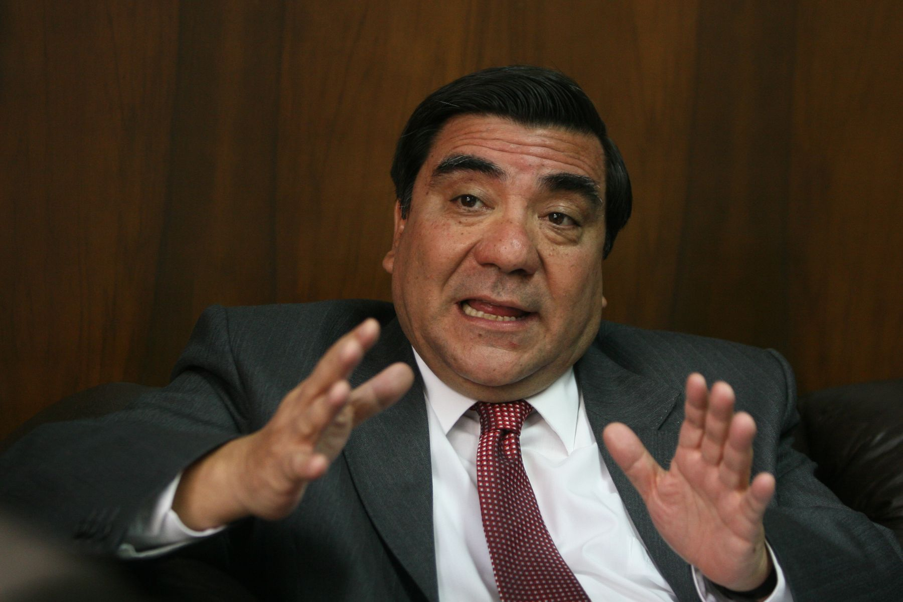 García Toma: Senado puede modificar pedido de facultades