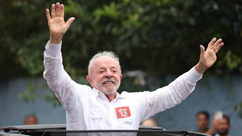 Lula es reelegido en Brasil y gobernará por cuarto mandato