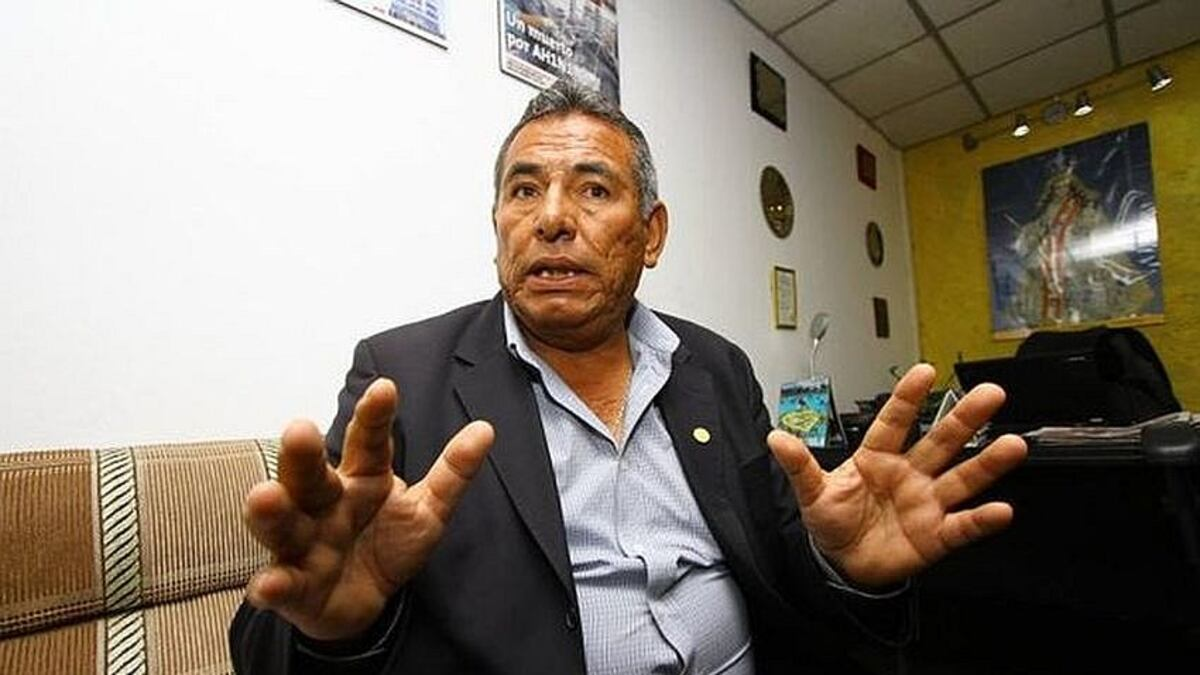 Ordenan captura de exalcalde de Sachaca y 5 exfuncionarios condenados a seis años de cárcel