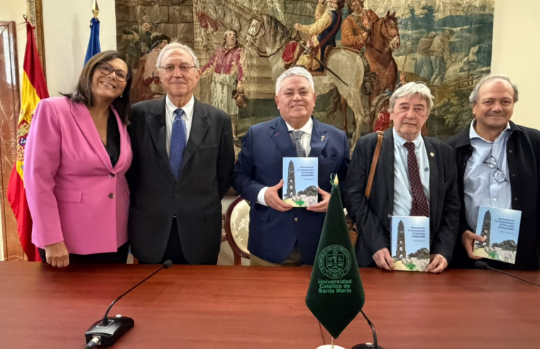UCSM presentó el libro «Deconstruir (y reconstruir) el Derecho comparado»
