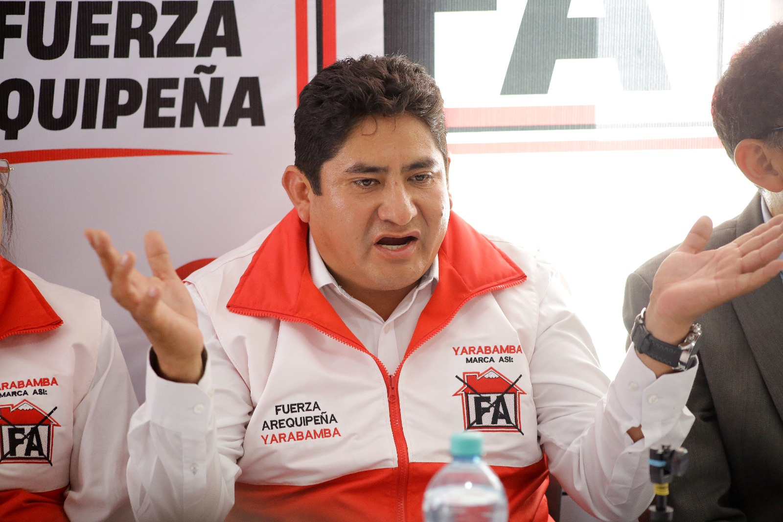 Candidato denuncia “guerra sucia” en Yarabamba y plantea impulsar agro, turismo e infraestructura