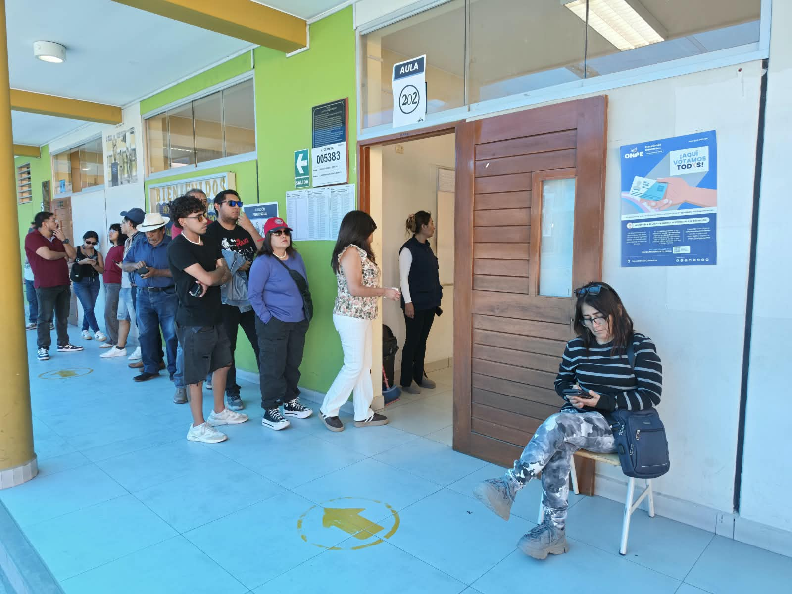1,2 millones de electores deciden hoy el futuro de Arequipa