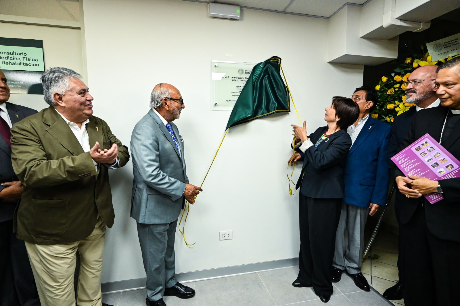Clínica Católica de Santa María inaugura servicio de Medicina Física y Rehabilitación
