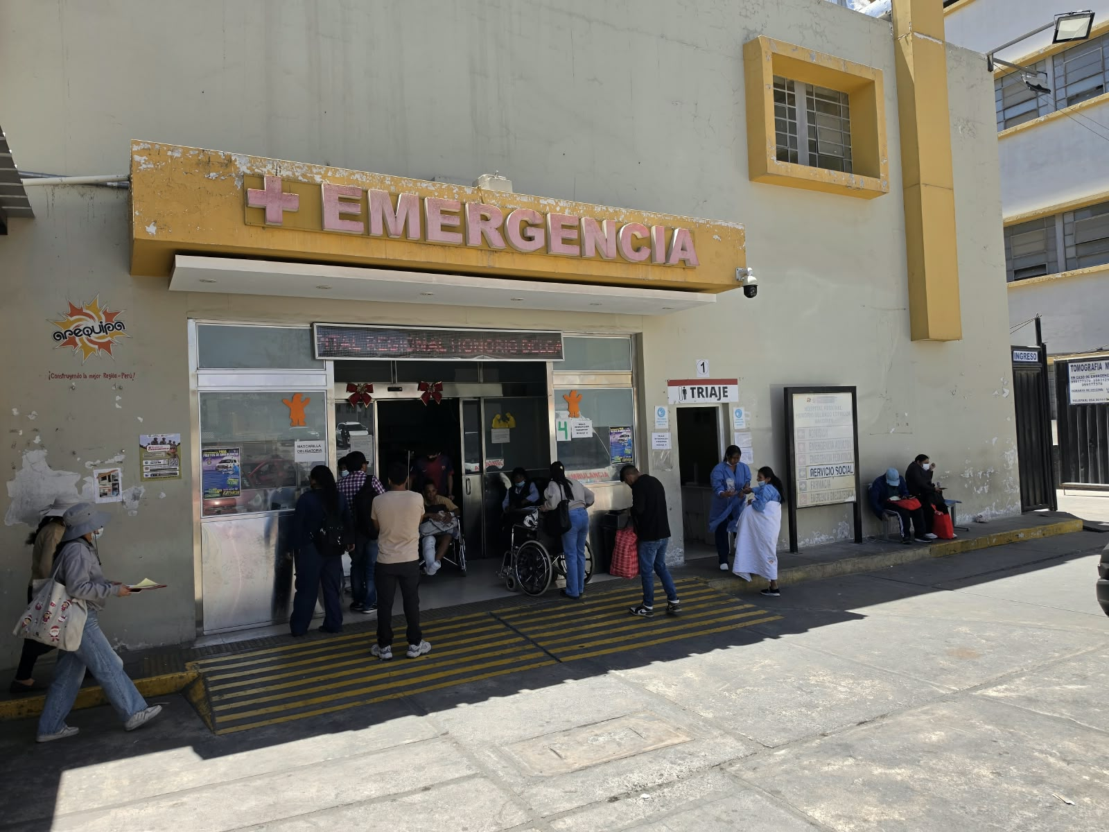 Madre y bebé fallecen durante atención de parto en Hospital Honorio Delgado